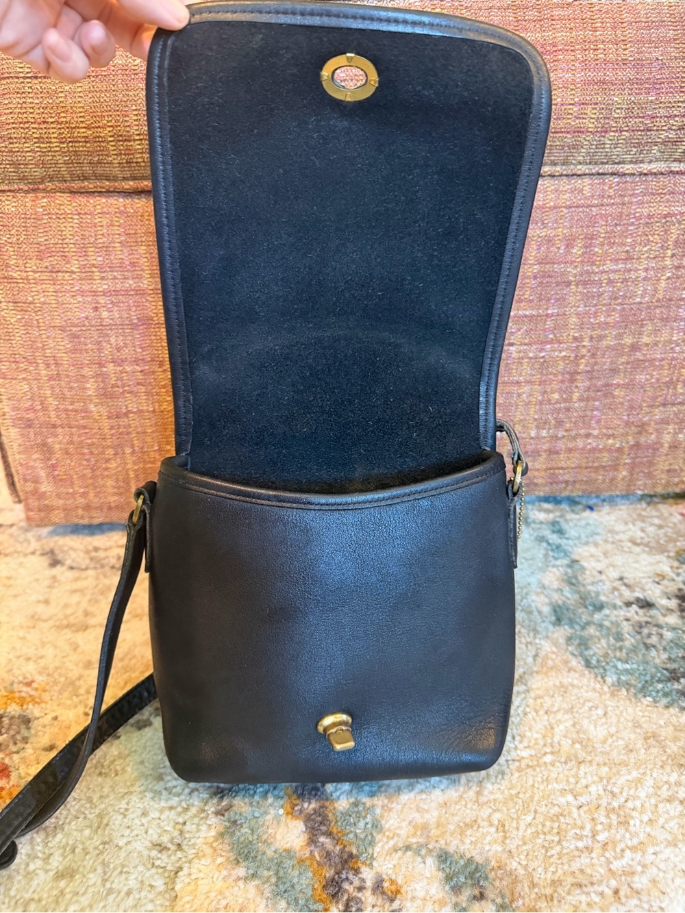 Vintage Coach Companion Flap Bag in Black - Picture 7 of 9